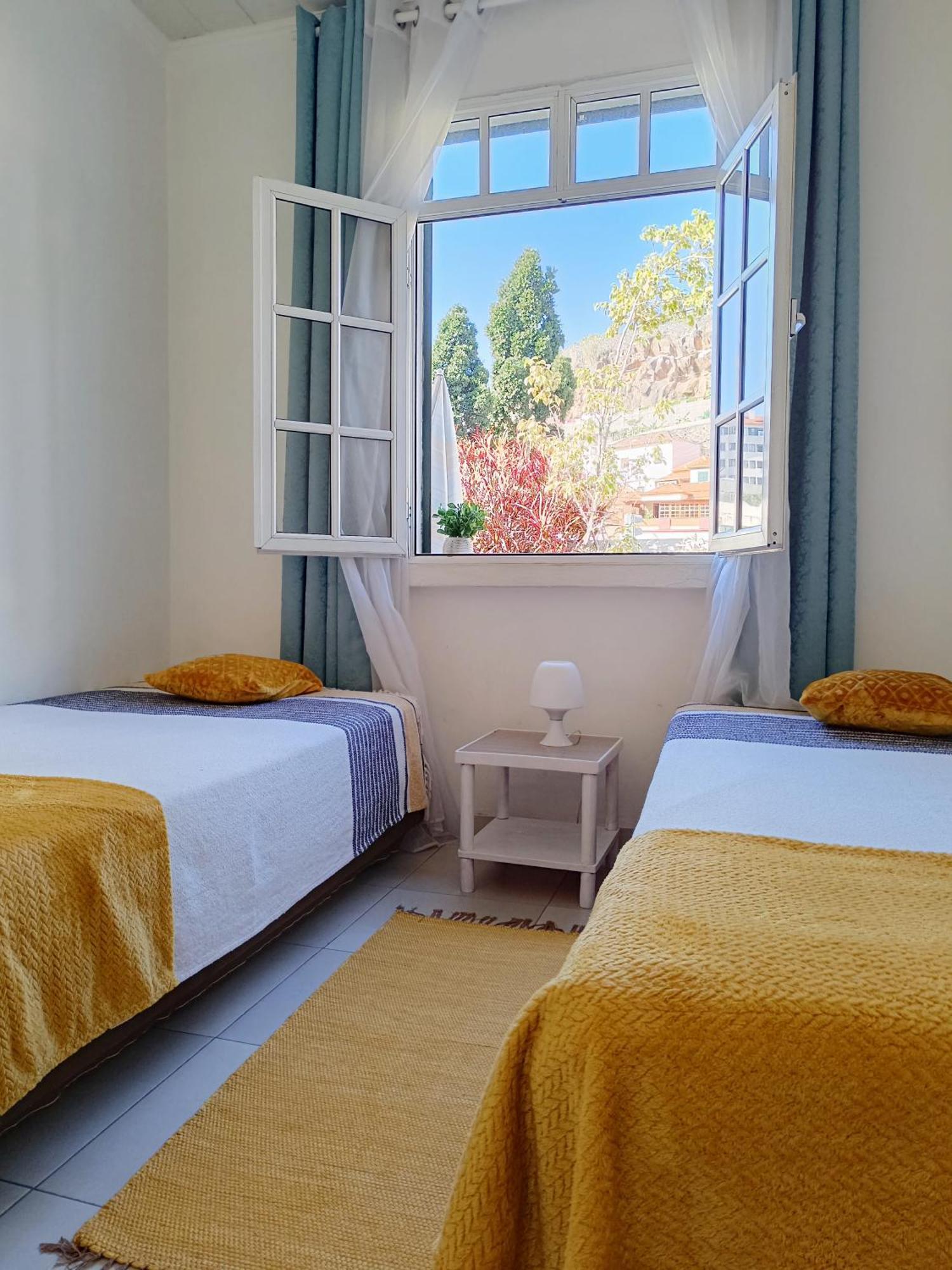 Home & Flower - Private Bedrooms Funchal Kültér fotó